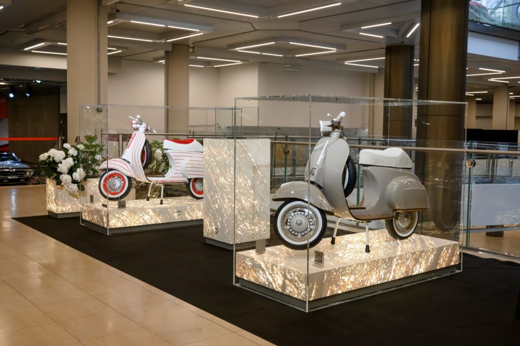 DB Design Vespe al Top Marques Monaco