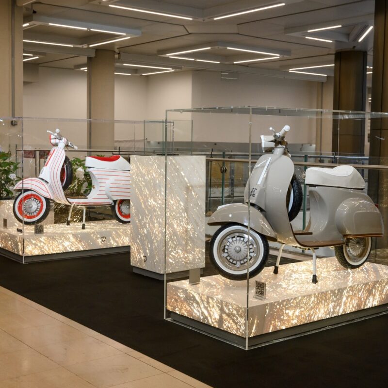 DB Design Vespe al Top Marques Monaco