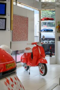 Fronte vespa pomodorino teos gallery