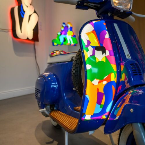 Vespa Speciart Prima Icona in Luce