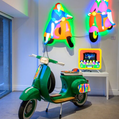 Vespa Speciart Terza Icona in Luce